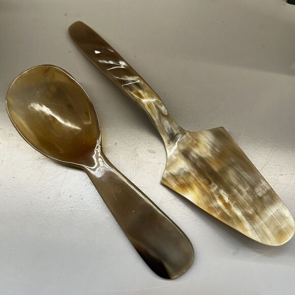 Hornvarefabrikken From Denmark Cow Horn  Cake Server - Picture 4 of 11